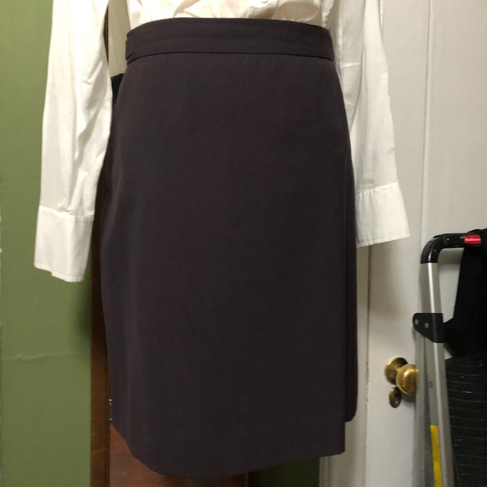 Armani Exchange size 6 purple skirt